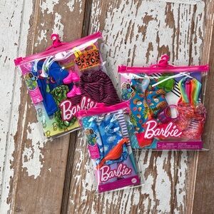 Barbie & Ken Colorful Fashion Clothing & Accessory Packs - NEW